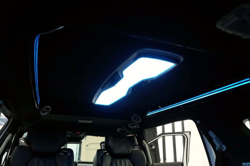 프리미엄 천정등 클로즈업